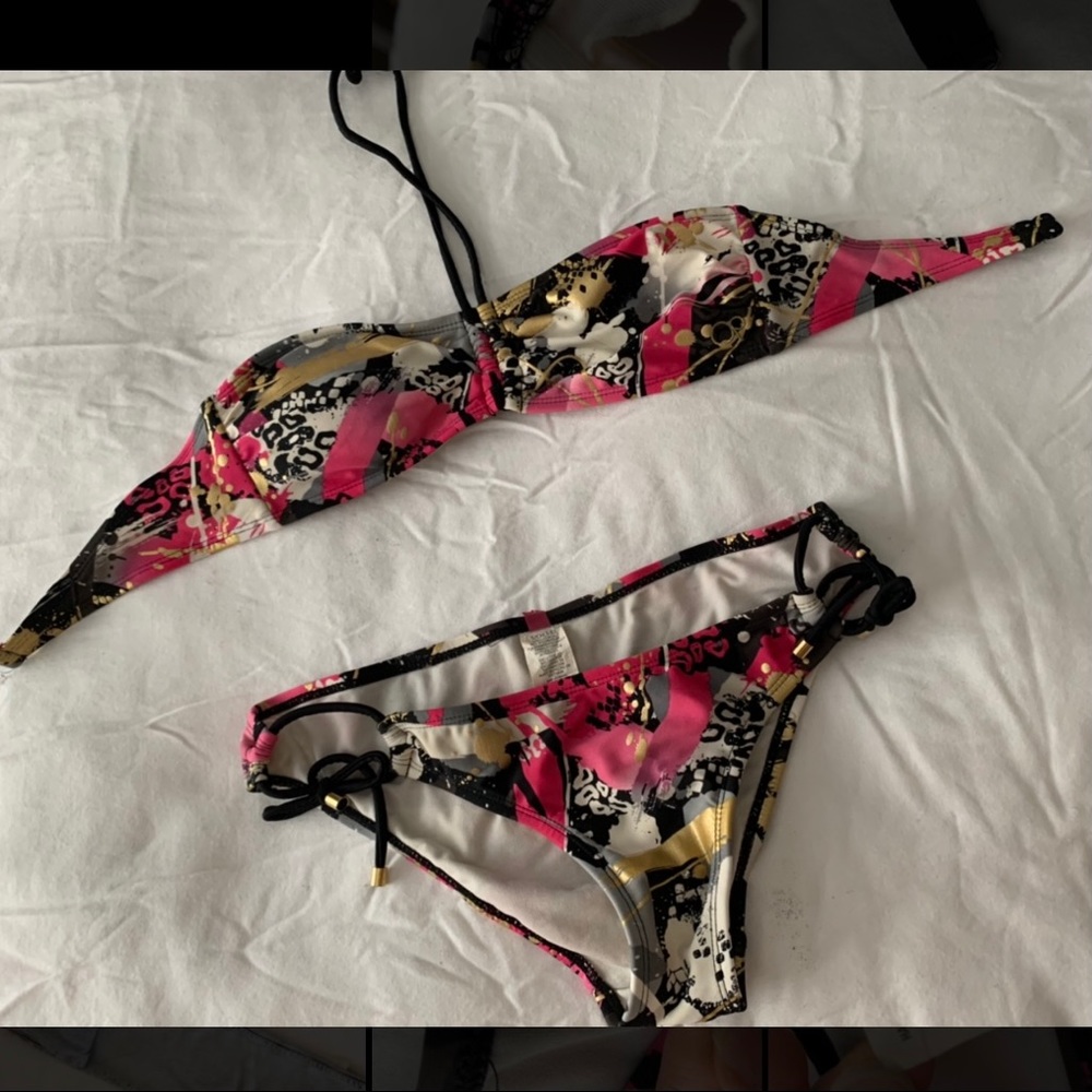 Op black/pink/gold bikini. Size S